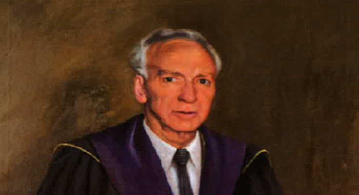 481px-Smith-355x234-1