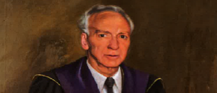 481px-Smith-355x234-1